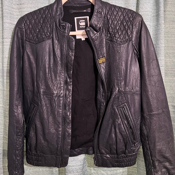 Ladies small leather moto jacket